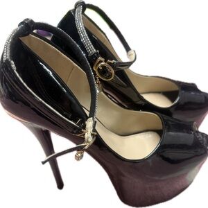 Black High Platform Peep-Toe Heels